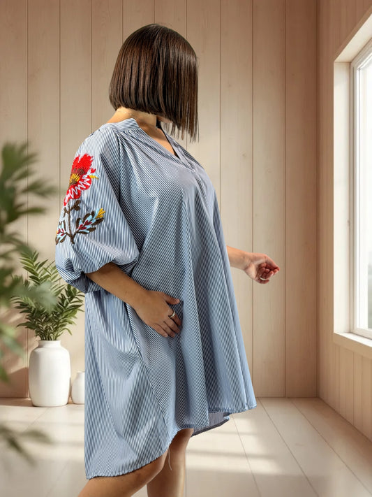 JOSY - ROBE OVERSIZE MANCHES BRODEES JUSQU'A LA TAILLE 56