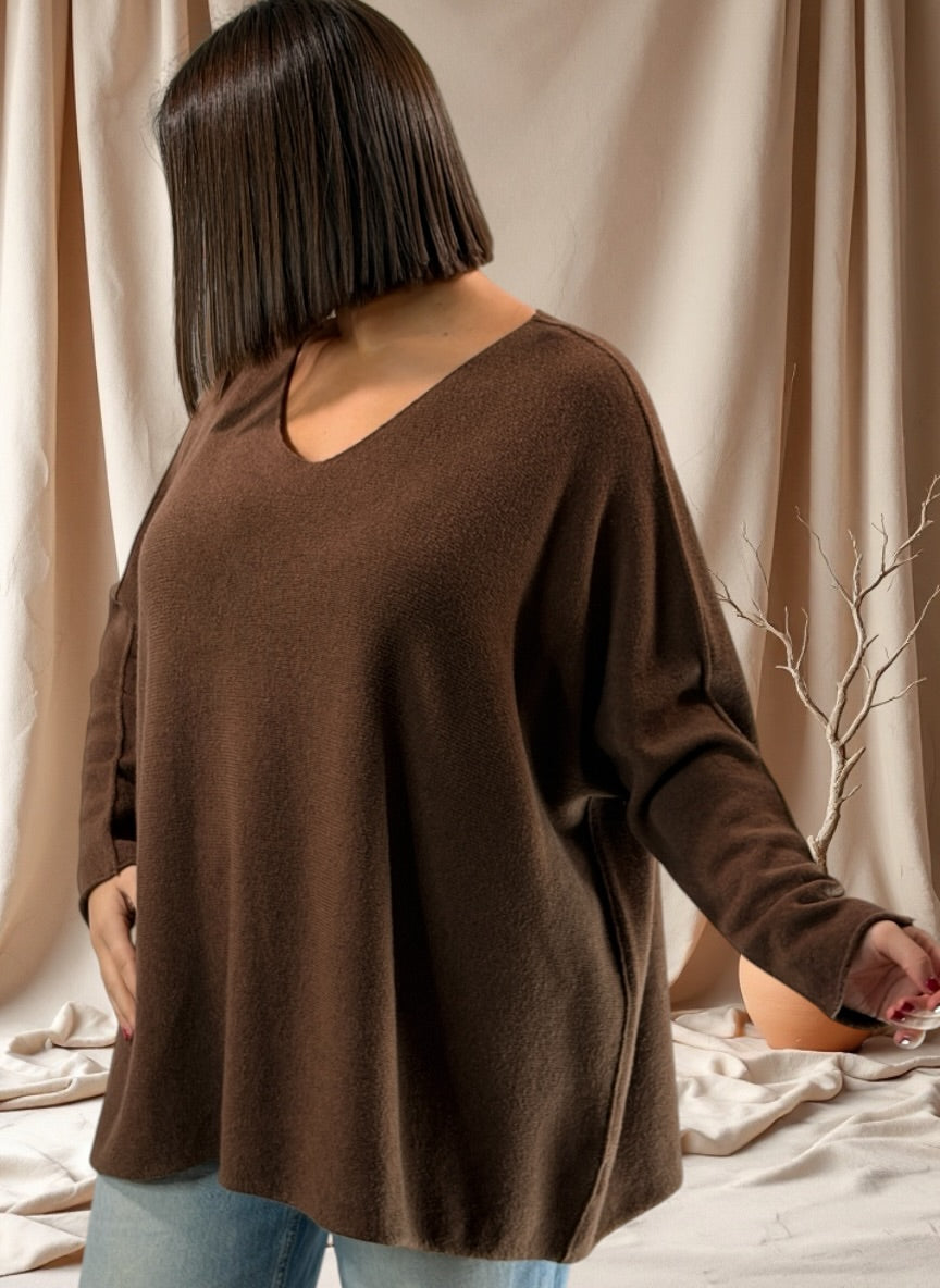 PAOLA - PULL OVERSIZE MARRON JUSQU'A LA TAILLE 54/56