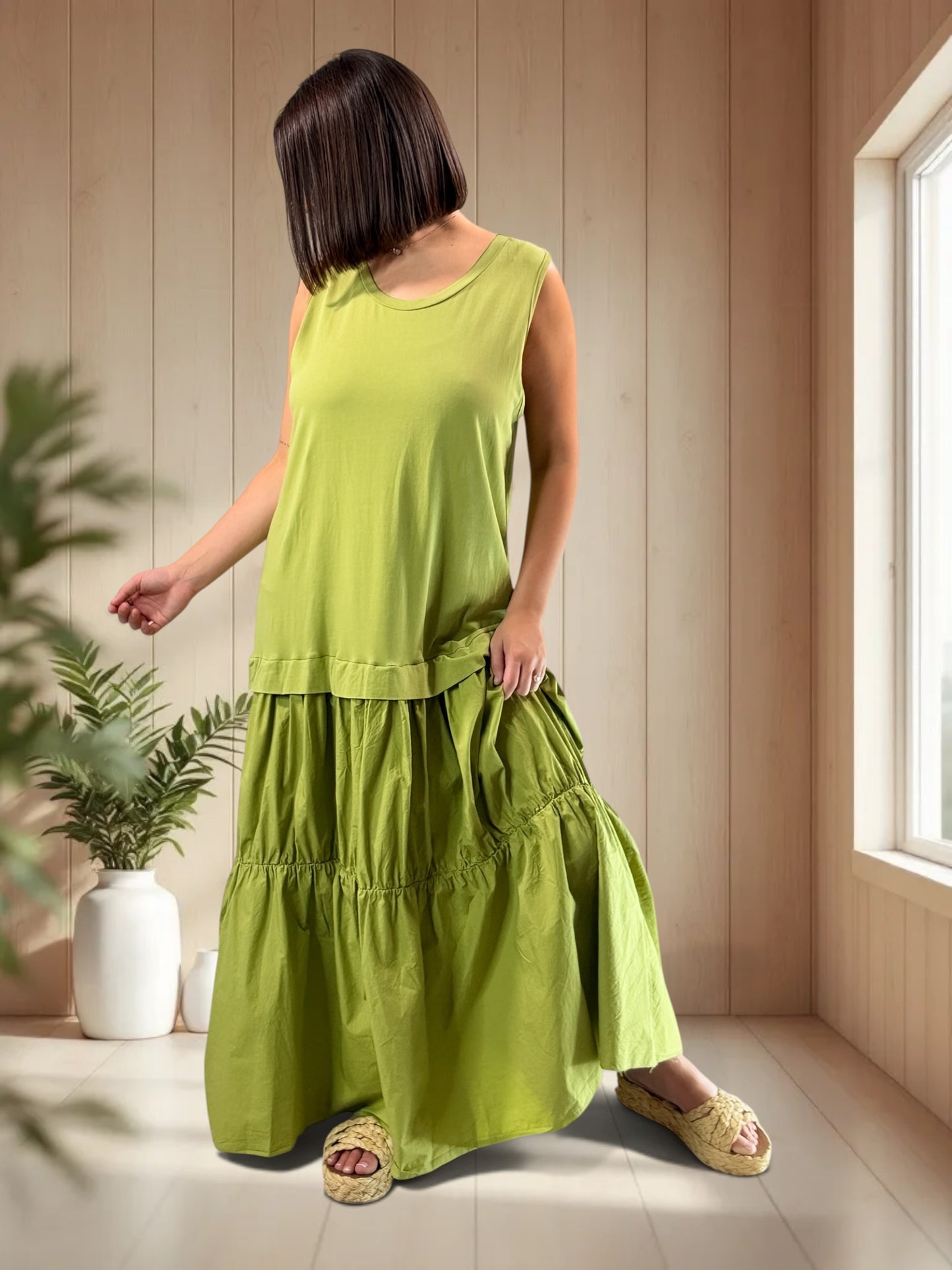 BARCELONE - ROBE LONGUE VERTE JUSQU'A LA TAILLE 48