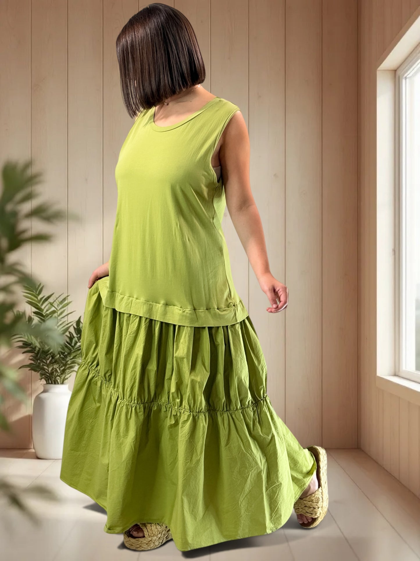 BARCELONE - ROBE LONGUE VERTE JUSQU'A LA TAILLE 48