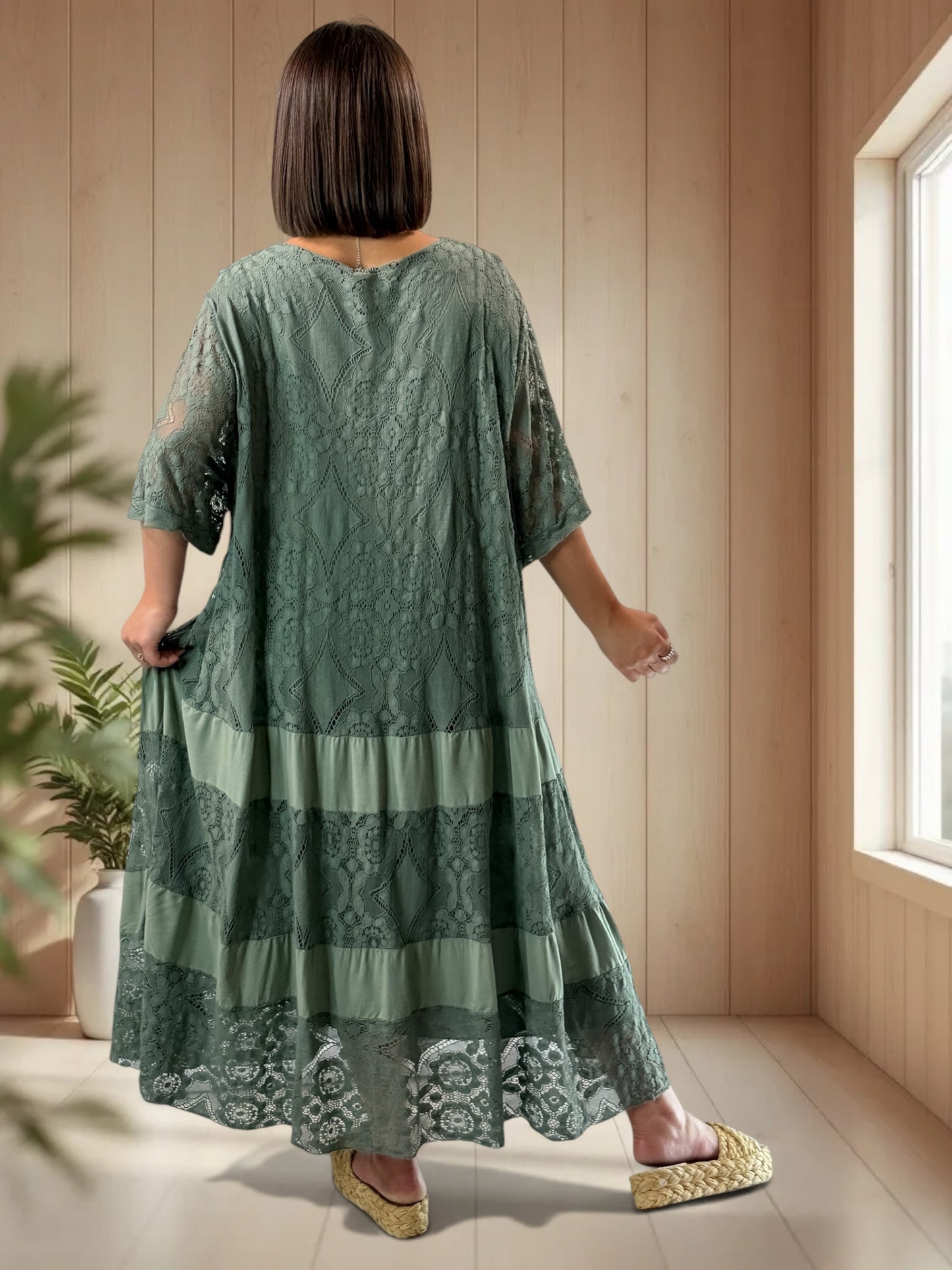LINDA - ROBE LONGUE KAKI EN DENTELLE JUSQU'A LA TAILLE 56