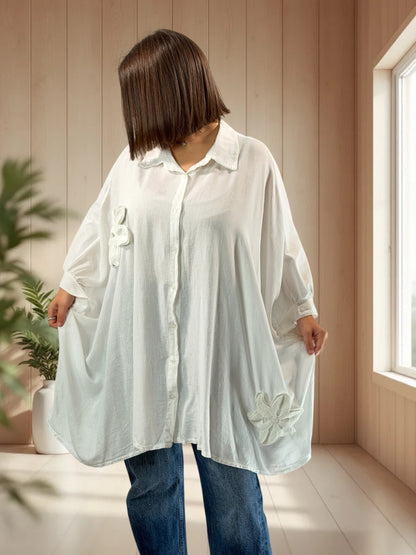 CASTILLE - TUNIQUE OVERSIZE BLANCHE AVEC FLEUR EN CROCHET JUSQU'A LA TAILLE 58