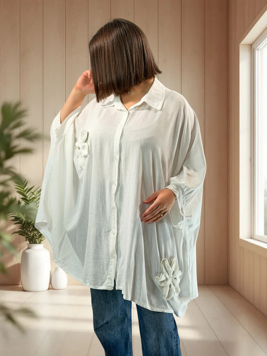 CASTILLE - TUNIQUE OVERSIZE BLANCHE AVEC FLEUR EN CROCHET JUSQU'A LA TAILLE 58