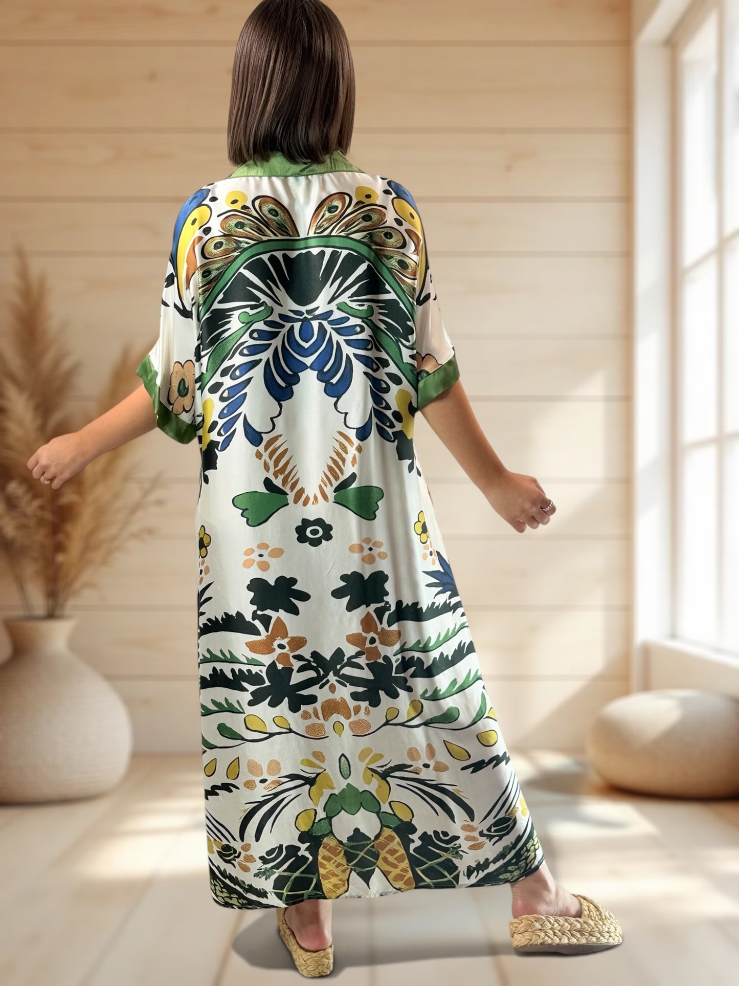 MARGOT - ROBE SOYEUSE BEIGE A MOTIF JUSQU'A LA TAILLE 50
