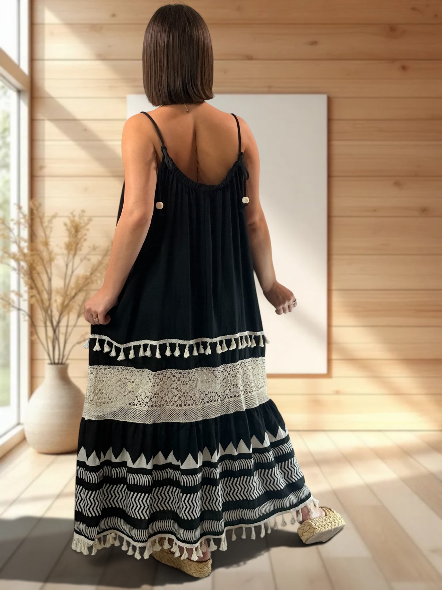 CATALINA - ROBE LONGUE BOHEME NOIRE JUSQU'A LA TAILLE 54