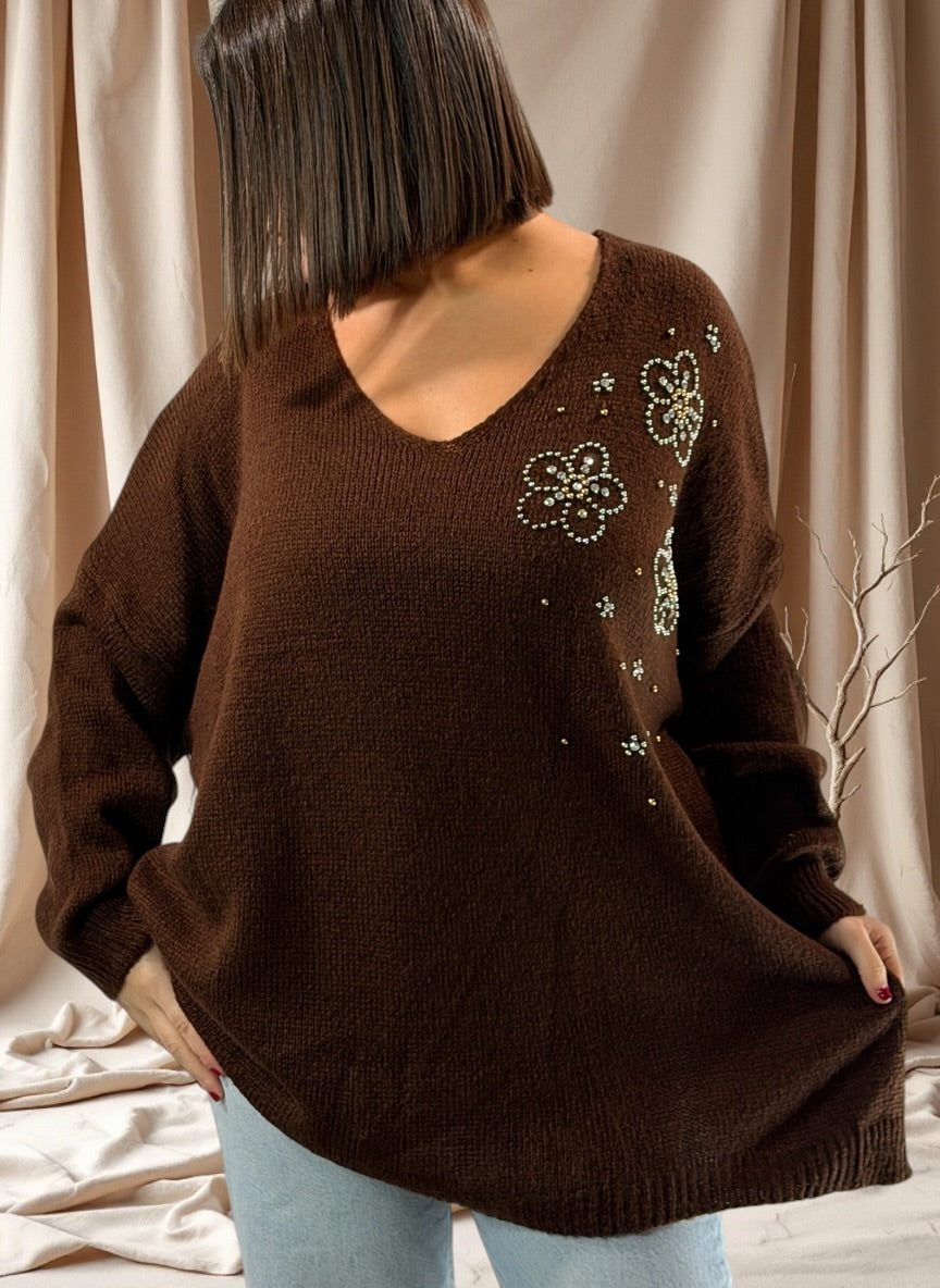 ROSITA - PULL OVERSIZE MARRON AVEC PERLE ET STRASS JUSQU'A LA TAILLE 54