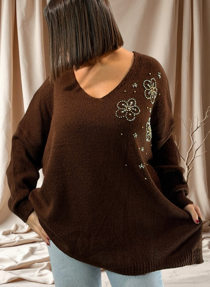 ROSITA - PULL OVERSIZE MARRON AVEC PERLE ET STRASS JUSQU'A LA TAILLE 54
