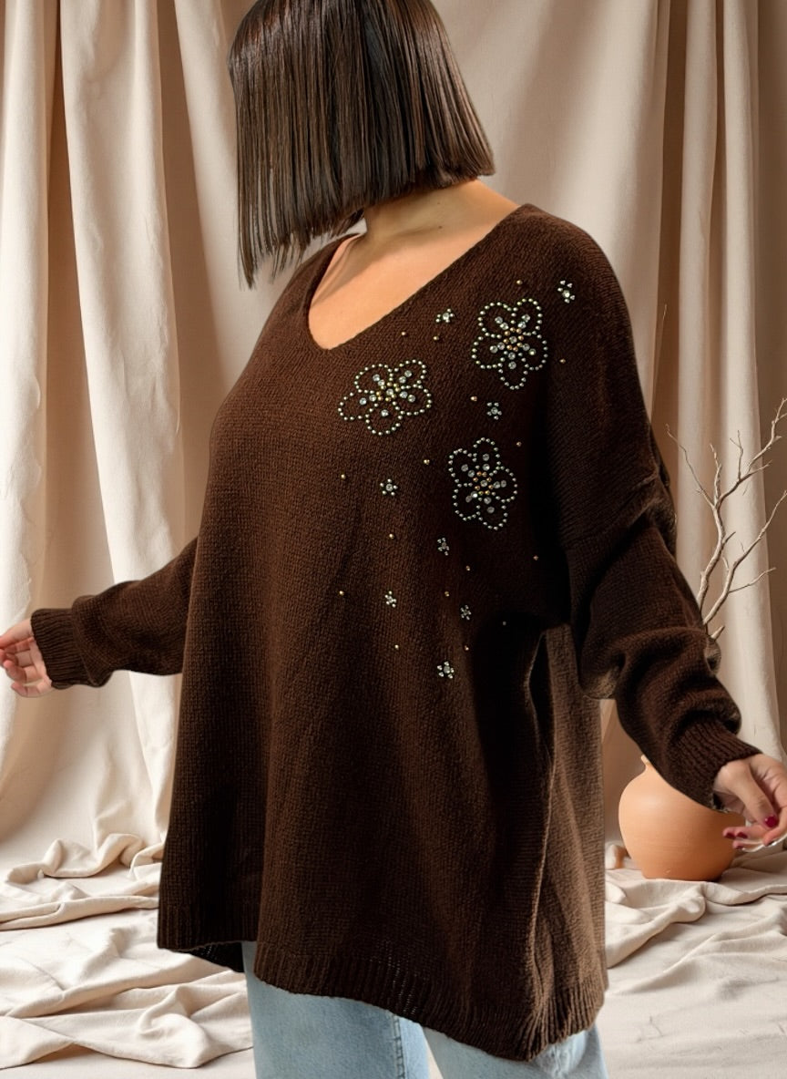 ROSITA - PULL OVERSIZE MARRON AVEC PERLE ET STRASS JUSQU'A LA TAILLE 54