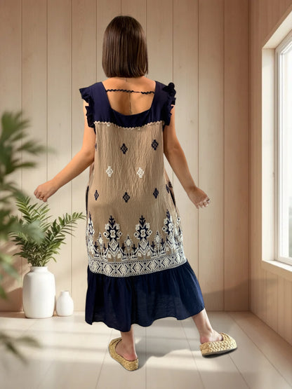 CAPRI - ROBE BEIGE BRODEE JUSQU'A LA TAILLE 48