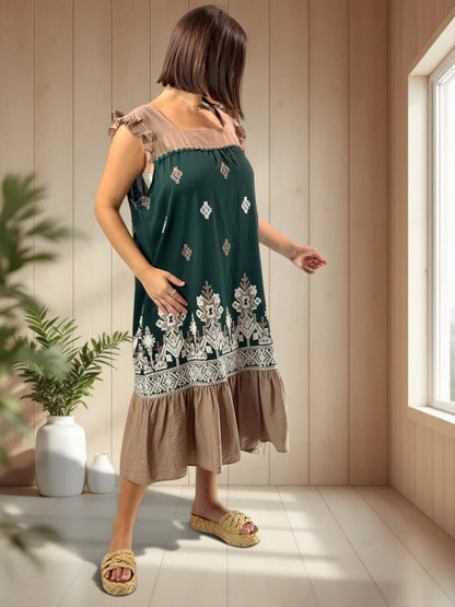 CAPRI - ROBE VERTE BRODEE JUSQU'A LA TAILLE 48