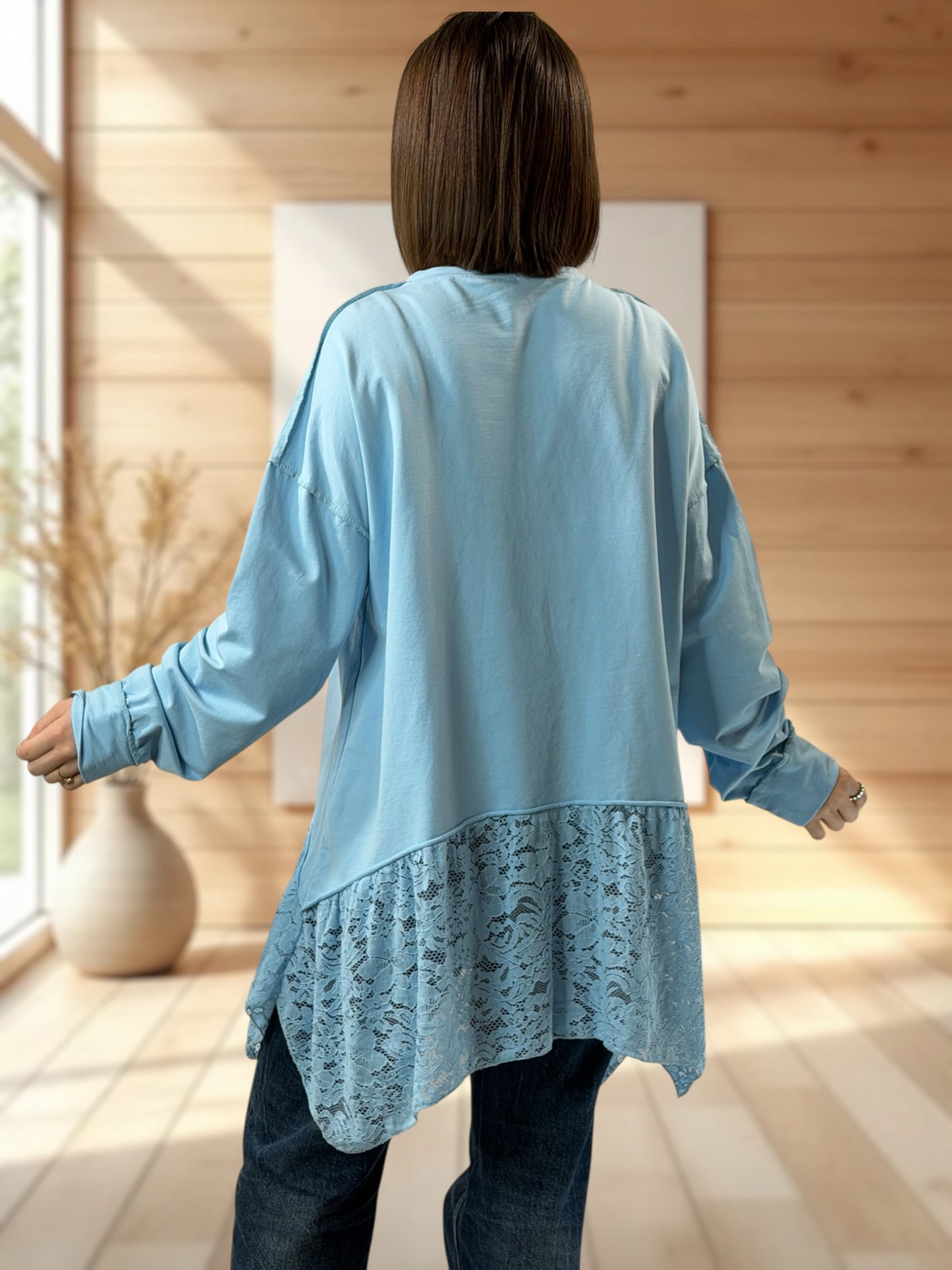 SOLENE  - TUNIQUE BLEU CIEL EN COTON AVEC DENTELLE JUSQU'A LA TAILLE 52