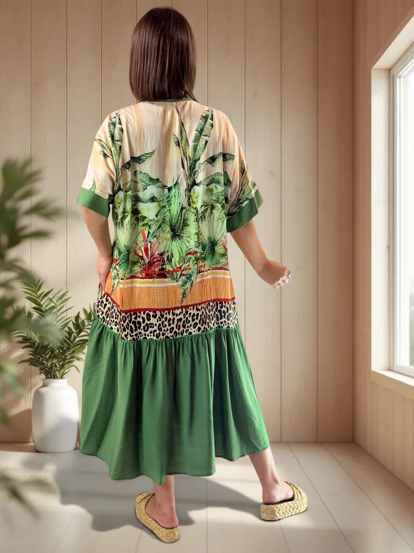 SAUVANE - ROBE MOTIF VERT JUSQU'A LA TAILLE 48