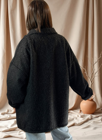 LARA - VESTE OVERSIZE NOIRE EFFET LAINE BOUILLIE JUSQU'A LA TAILLE 52