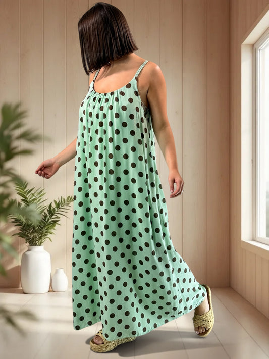 CLAUDIE - ROBE LONGUE VERTE A POIS JUSQU'A LA TAILLE 52