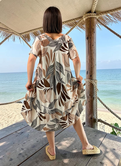 FLAURIANE - ROBE BEIGE A MOTIF FLORAL JUSQU'A LA TAILLE 50/52