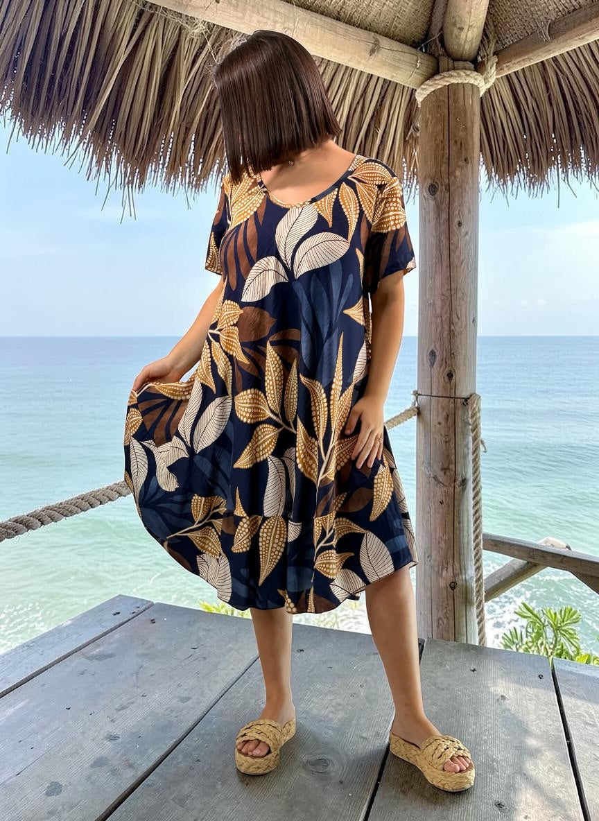 FLAURIANE - ROBE MARINE A MOTIF FLORAL JUSQU'A LA TAILLE 50/52