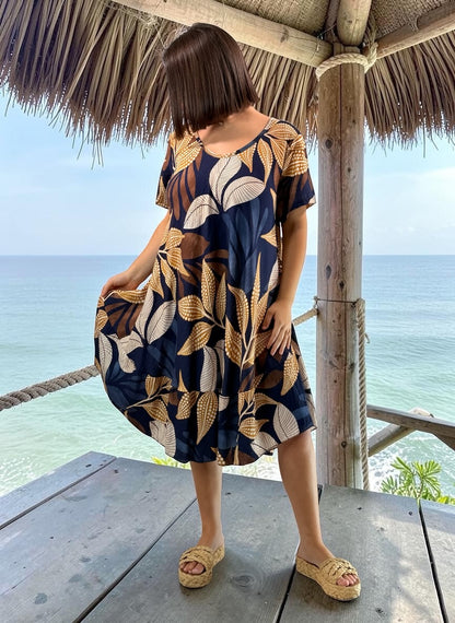 FLAURIANE - ROBE MARINE A MOTIF FLORAL JUSQU'A LA TAILLE 50/52
