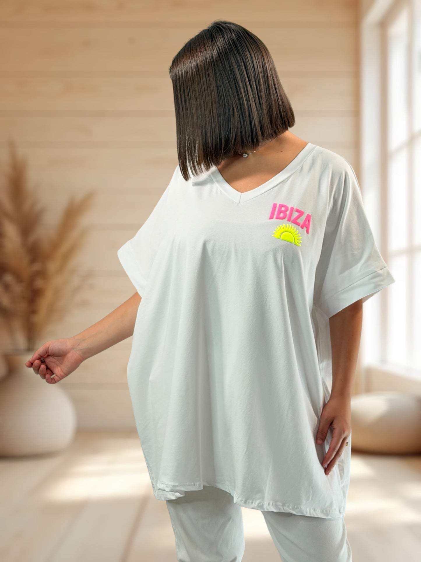 IBIZA - T-SHIRT OVERSIZE BLANC JUSQU'A LA TAILLE 46/48 A 56/58