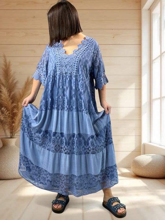 CHAMPAGNE - ROBE LONGUE BLEUE EN DENTELLE JUSQU'A LA TAILLE 54