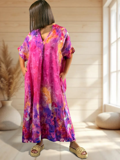 RIVIERA - ROBE OVERSIZE FUCHSIA A MOTIF JUSQU'A LA TAILLE 56