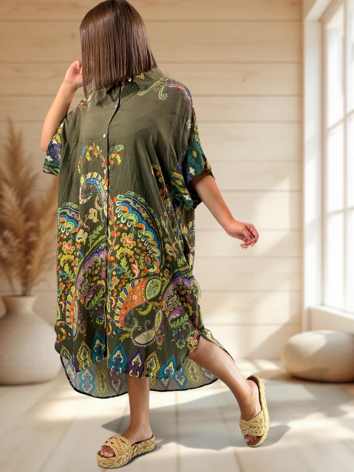 VICTORINE - ROBE OVERSIZE KAKI A MOTIF JUSQU'A LA TAILLE 54/56