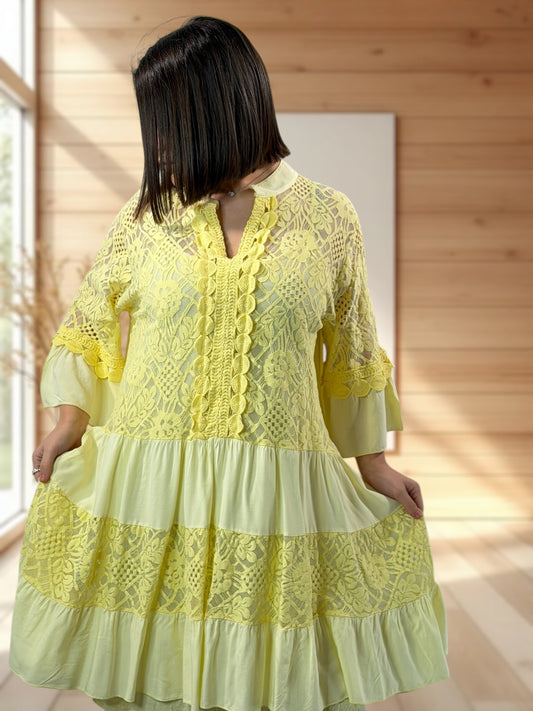 MARINA  - TUNIQUE EN DENTELLE JAUNE JUSQU'A LA TAILLE 46