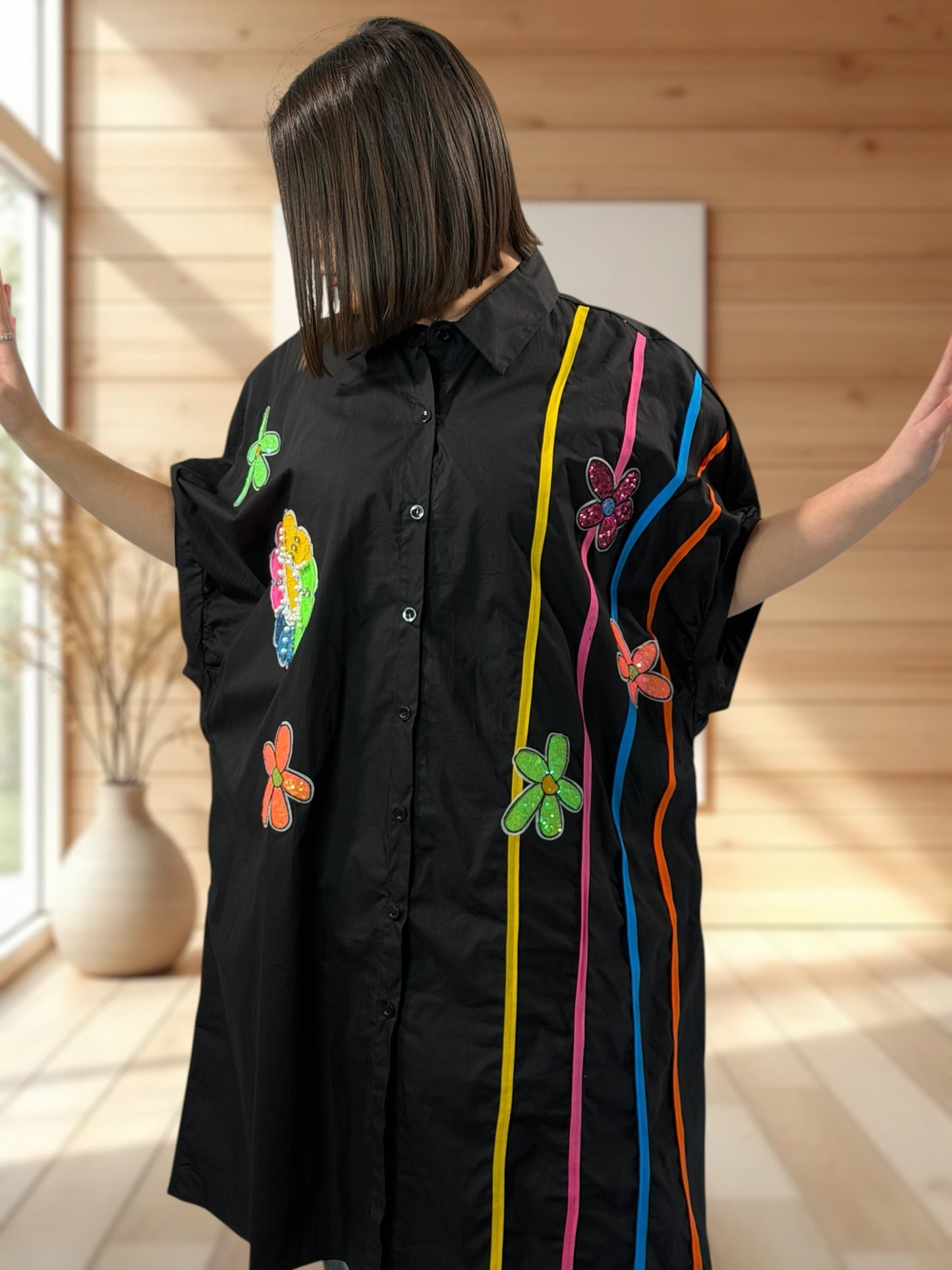 SUZIE  - TUNIQUE OVERSIZE NOIRE A MOTIF JUSQU'A LA TAILLE 56