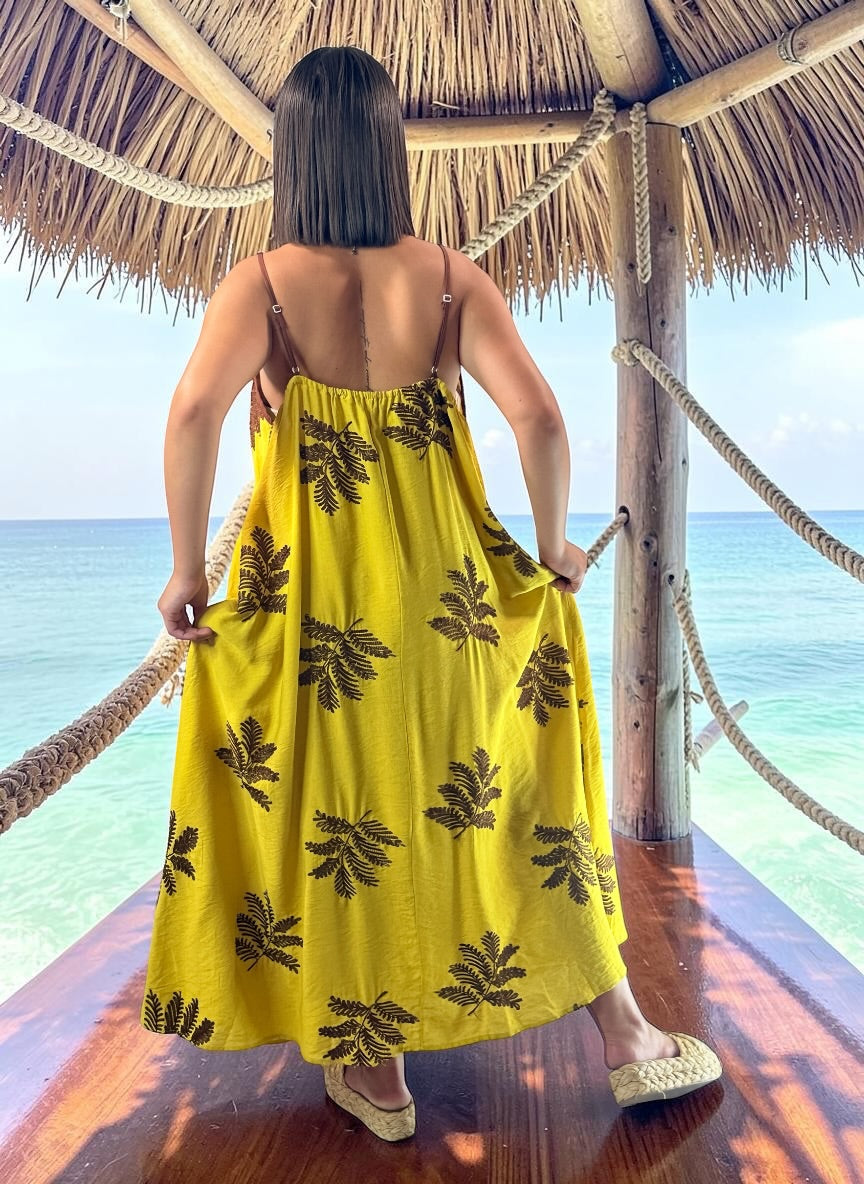 ACAPULCO - ROBE BRODÉE JUSQU'A LA TAILLE 50