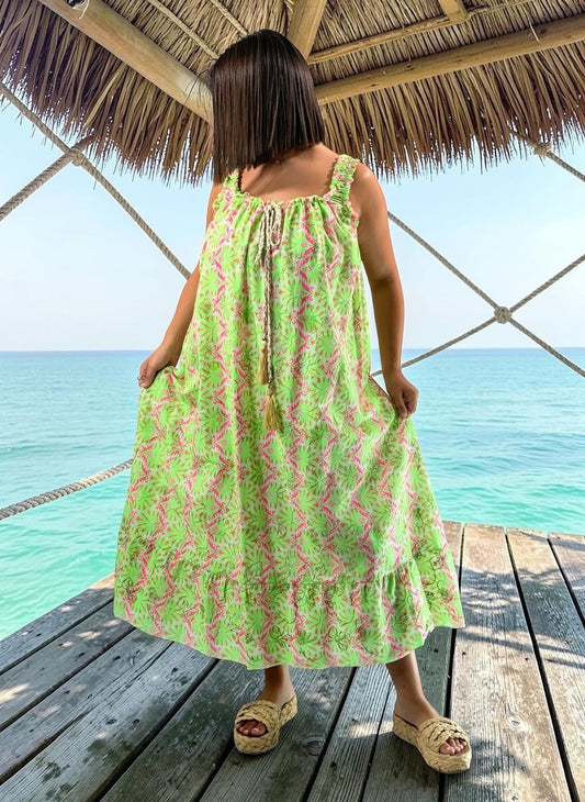 RIO - ROBE VERTE BRODÉE JUSQU'A LA TAILLE 52/54