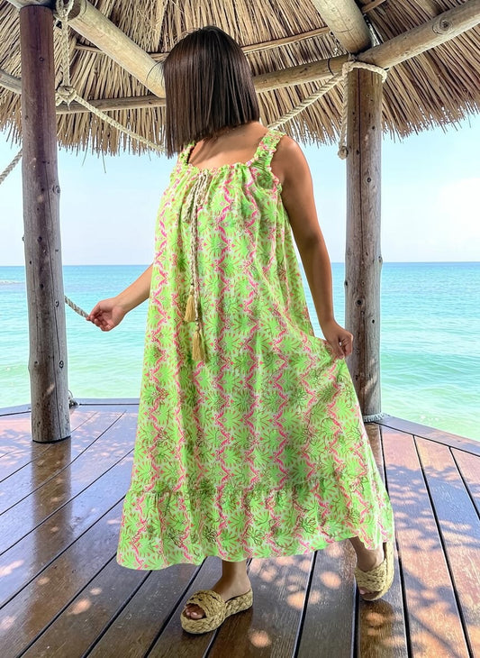 RIO - ROBE VERTE BRODÉE JUSQU'A LA TAILLE 52/54
