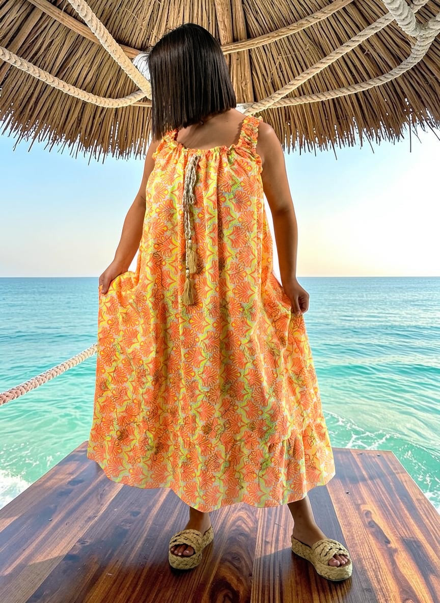 RIO - ROBE ORANGE BRODÉE JUSQU'A LA TAILLE 52/54
