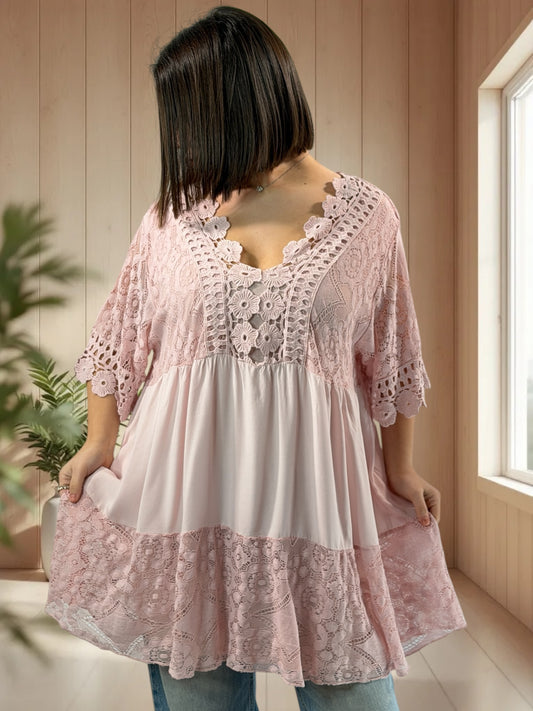 ILONA  - TUNIQUE EN DENTELLE ROSE JUSQU'A LA TAILLE 54