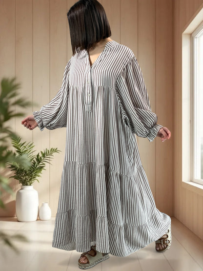 VICKY - ROBE LONGUE A RAYURE TAUPE JUSQU'A LA TAILLE 54