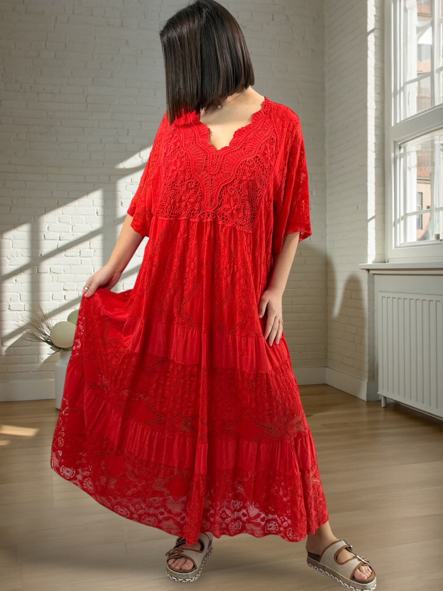 LINDA - ROBE LONGUE ROUGE EN DENTELLE JUSQU'A LA TAILLE 56