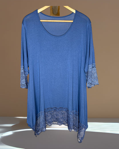 CINDY - TOP BLEU JEAN TAILLE 46 A 56/58