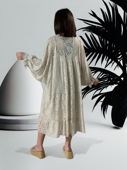 DELLA - ROBE BEIGE EN DENTELLE JUSQU'A LA TAILLE 54/56