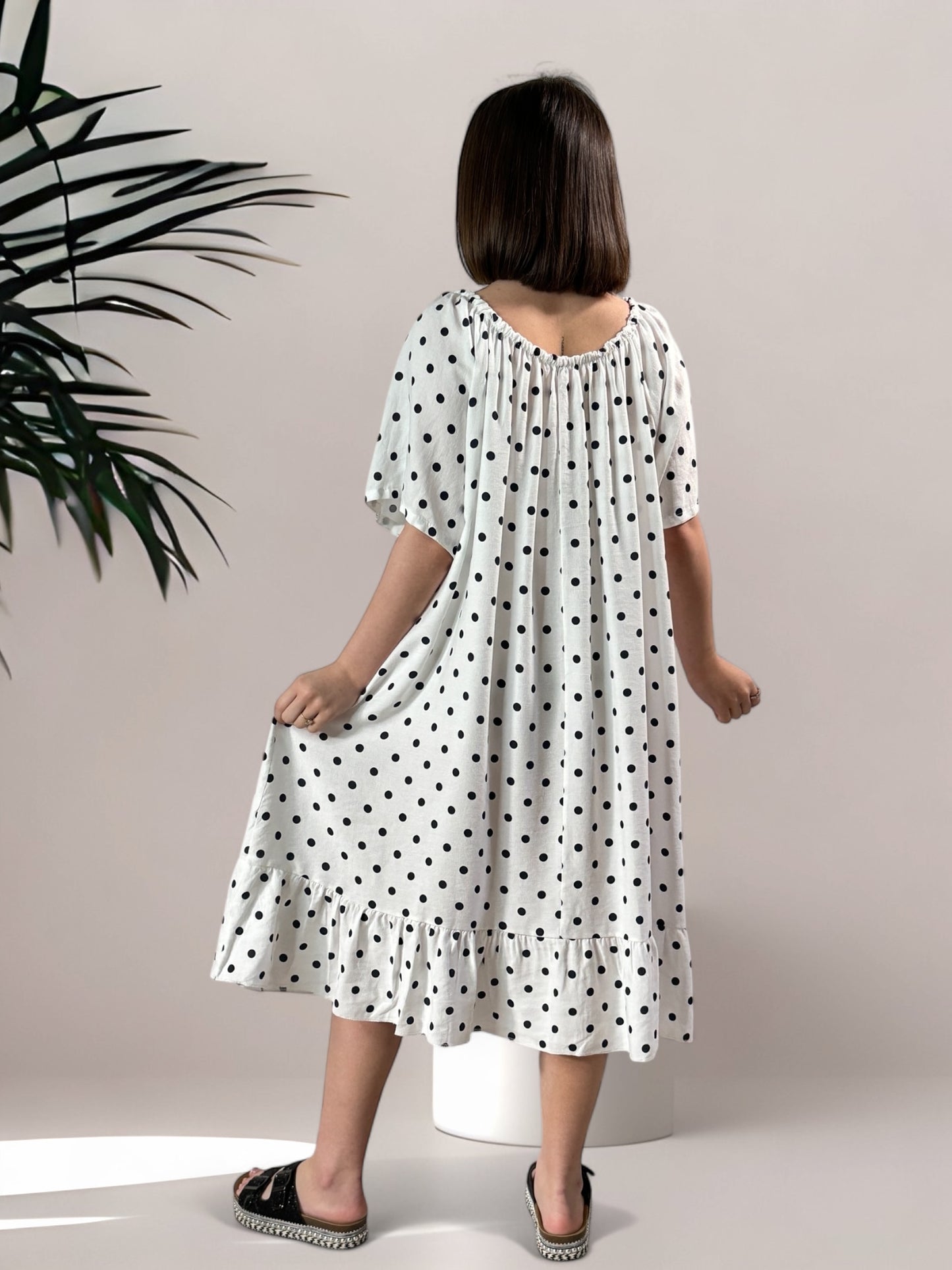 ALICE - ROBE OVERSIZE BLANCHE A POIS JUSQU'A LA TAILLE 54
