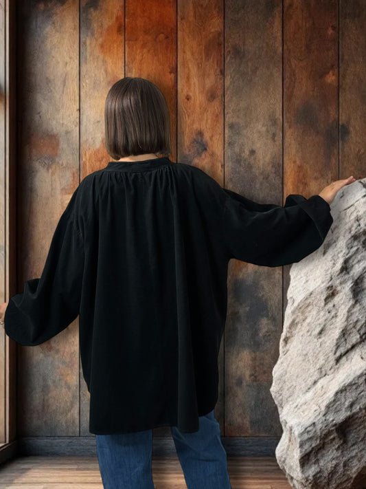 ALICIA - BLOUSE NOIRE EN VELOURS MILLERAIES OVERSIZE JUSQU'A LA TAILLE 56