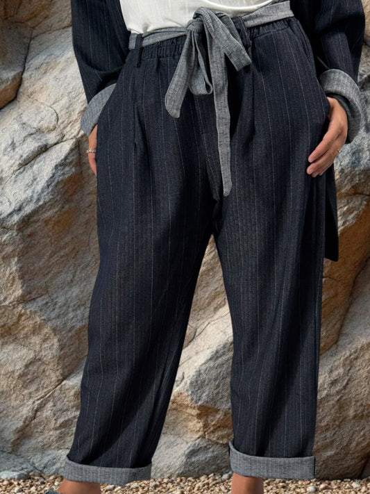 LEO - PANTALON NOIR A CHEVRONS JUSQU'A LA TAILLE 50