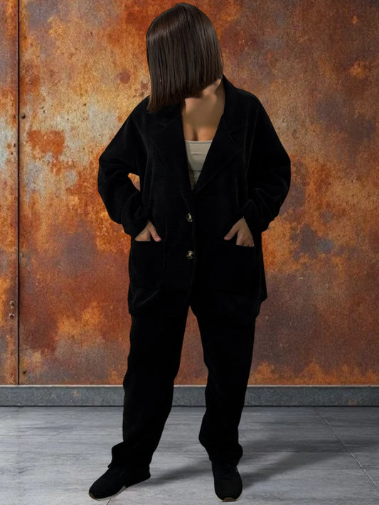 FLAVIE - VESTE NOIRE EN VELOURS JUSQU'A LA TAILLE 52