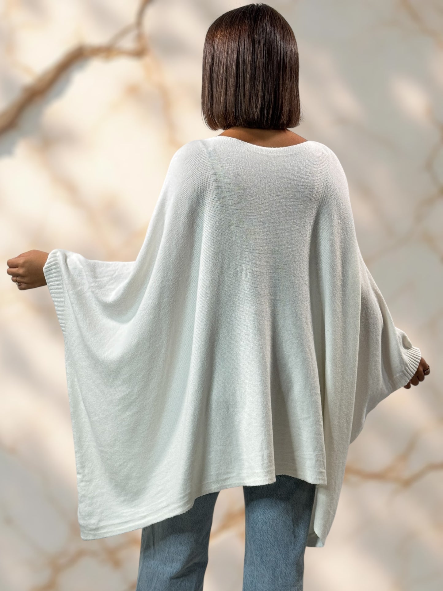 NICKO - PULL OVERSIZE BLANC CASSE JUSQU'A LA TAILLE 60