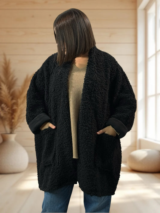 LILIROSE - VESTE OVERSIZE NOIRE EN MOUMOUTE JUSQU'A LA TAILLE 56/58