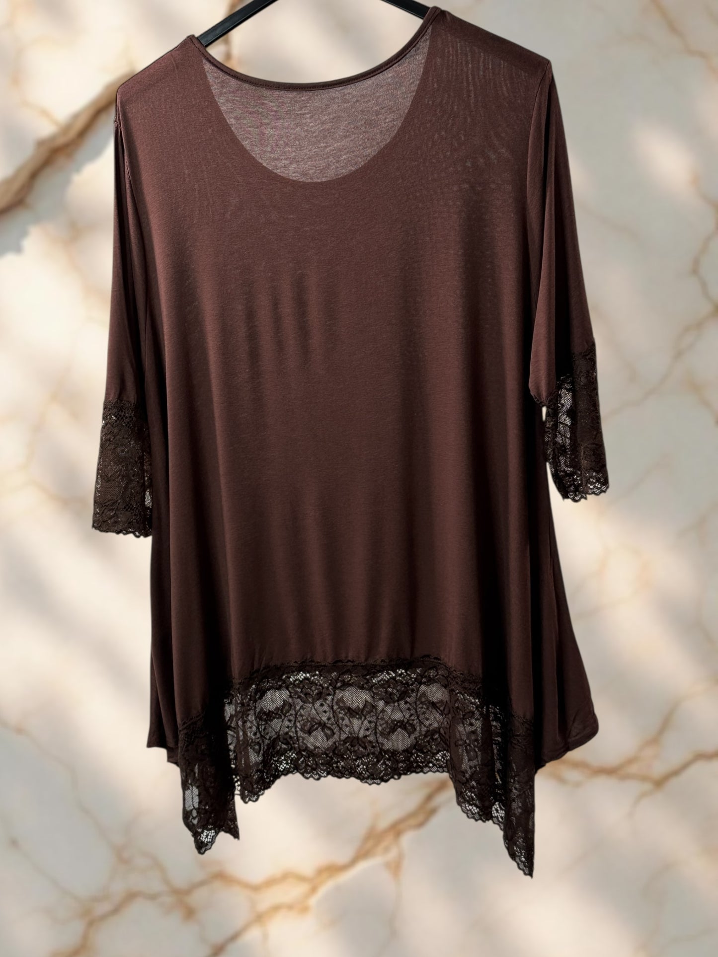 CINDY - TOP MARRON TAILLE 46 A 56/58