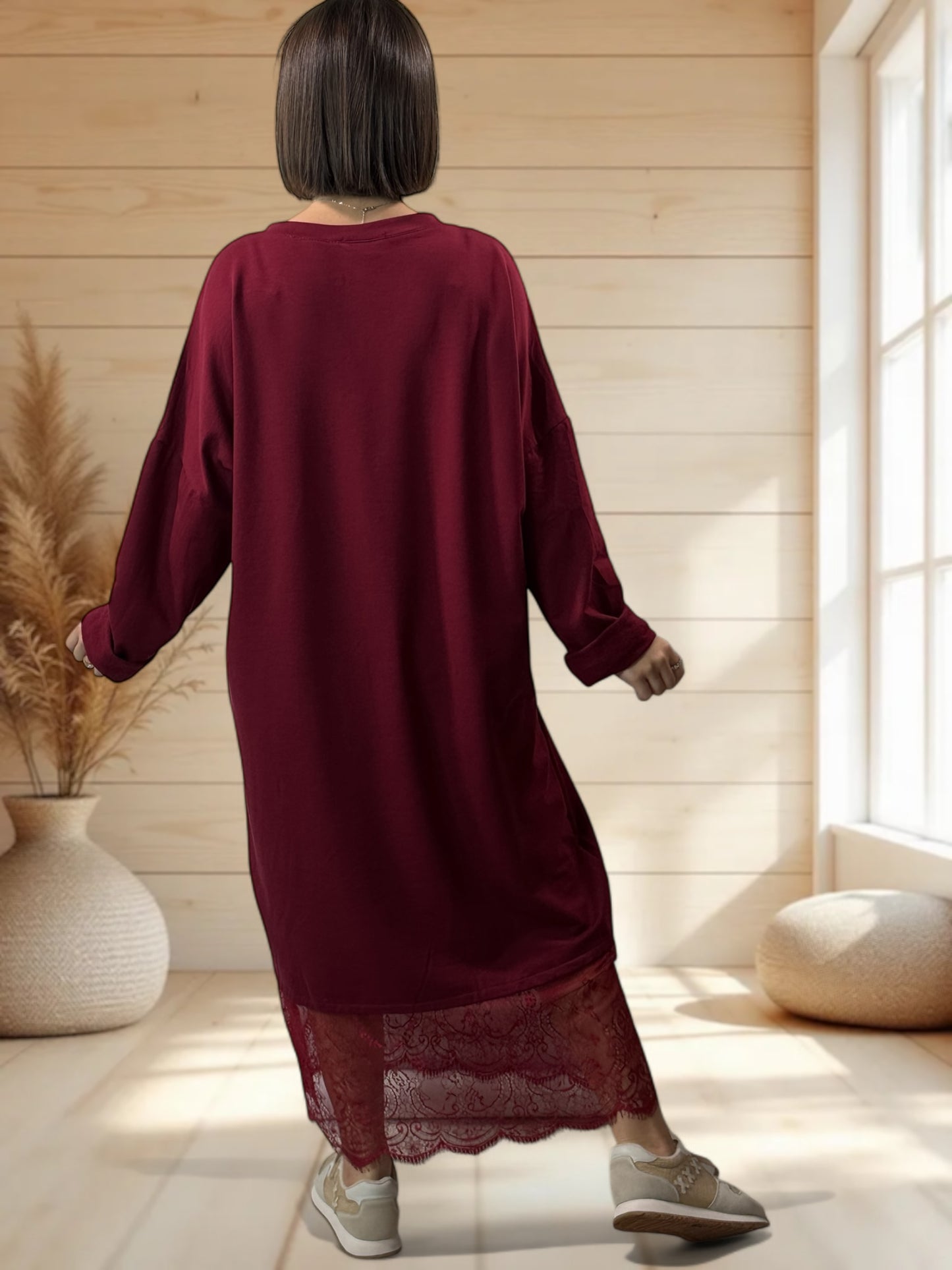 NATALIA - ROBE BORDEAUX AVEC DENTELLE JUSQU'A LA TAILLE 54