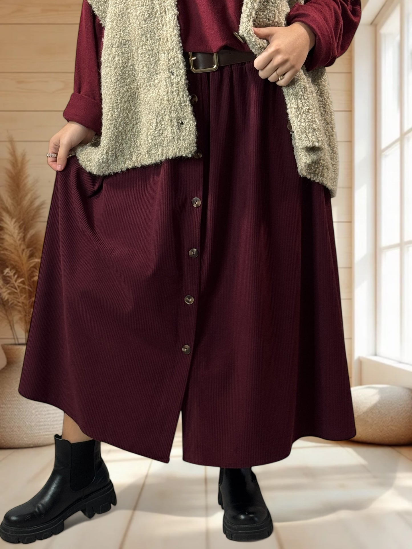 CAROLINA - JUPE EN VELOURS BORDEAUX JUSQU'A LA TAILLE 52/54