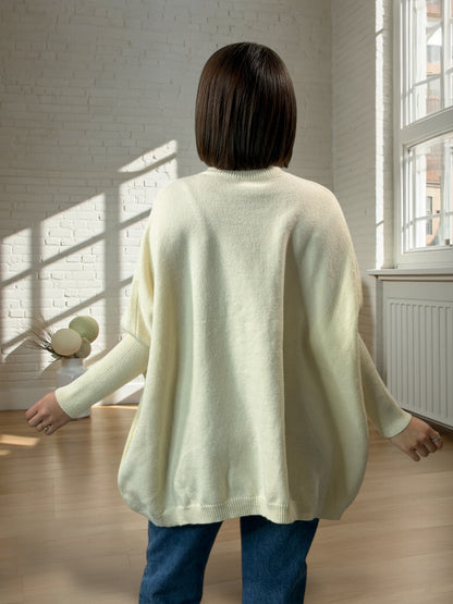 EVA - PULL OVERSIZE BRODE BLANC CASSE JUSQU'A LA TAILLE 56/58