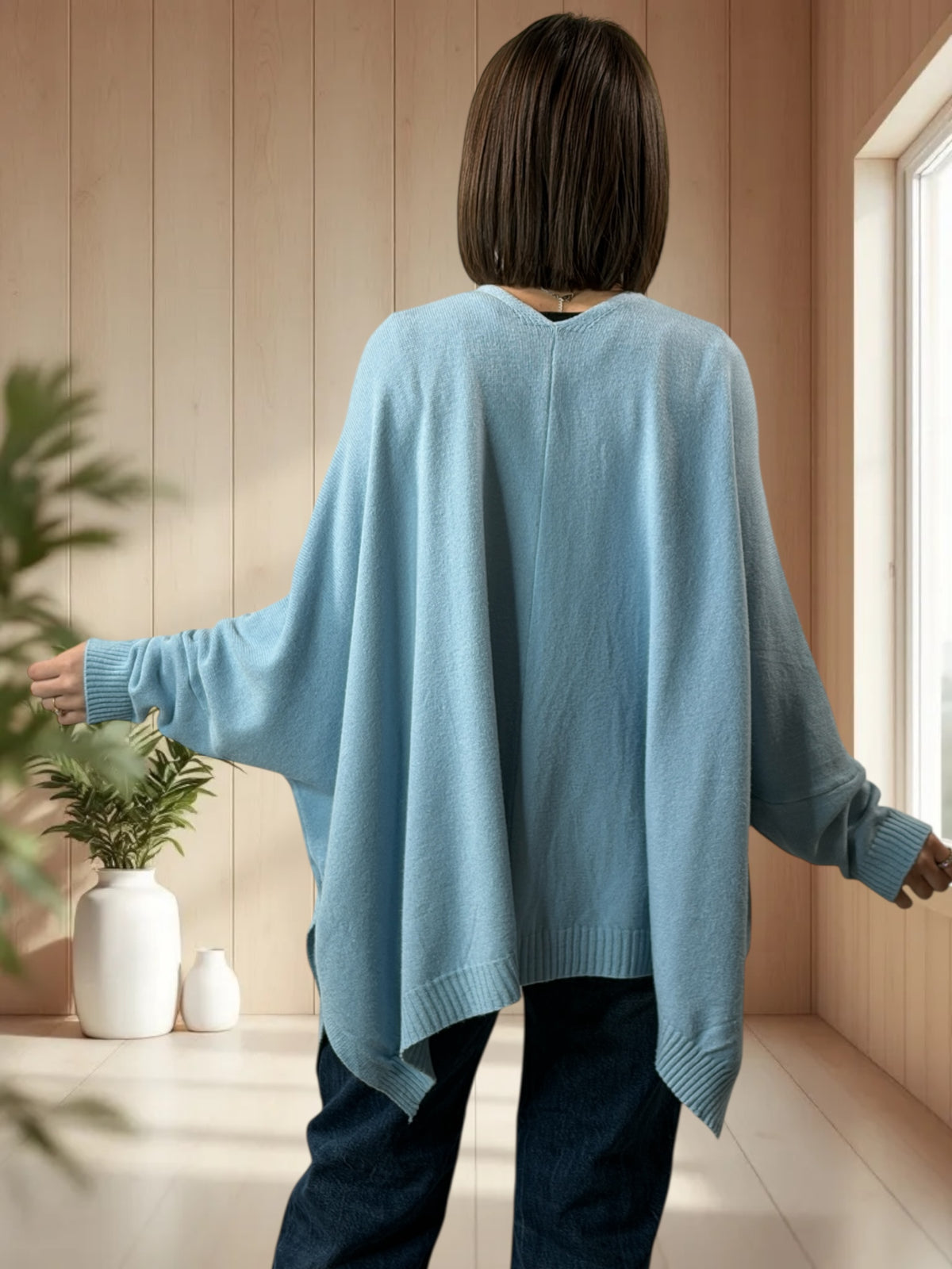 MATHILDE - GILET OVERSIZE BLEU CIEL JUSQU'A LA TAILLE 56/58
