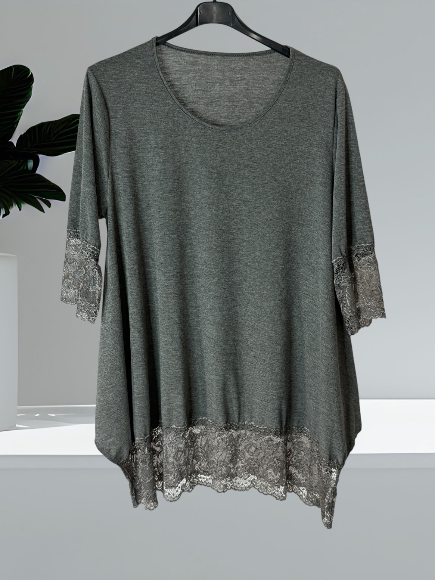 CINDY - TOP GRIS TAILLE 46 A 56/58