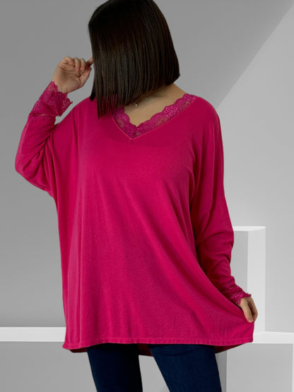 VALENTINA - PULL FUCHSIA EN MAILLE BORDE DE DENTELLE JUSQU'A LA TAILLE 54