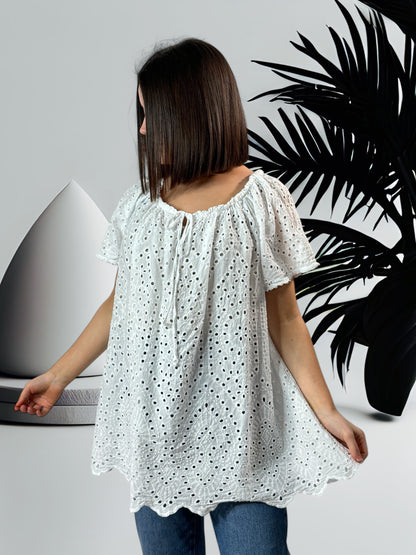 KATARINA - BLOUSE BLANCHE EN BRODERIE ANGLAISE JUSQU'A LA TAILLE 54
